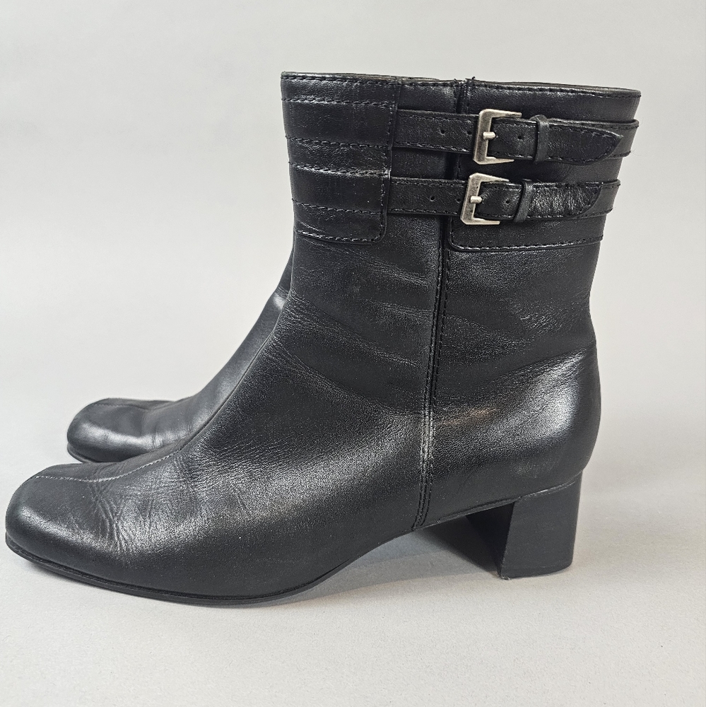 BANDOLINO Black Leather Booties size 8.5
